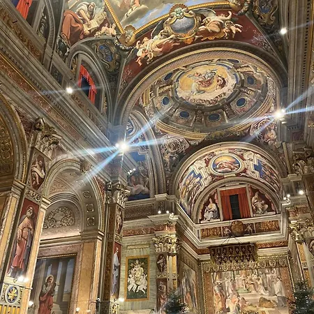 Your Trastevere Vatican روما